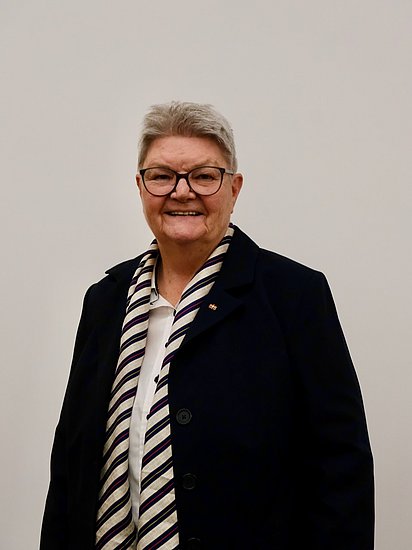 Ehrenpräsidentin: Anne Feldmann